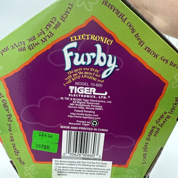 Original 1998 Furby Model 70-800 Pink & Gray New in Box Rare - Picture 8 of 8